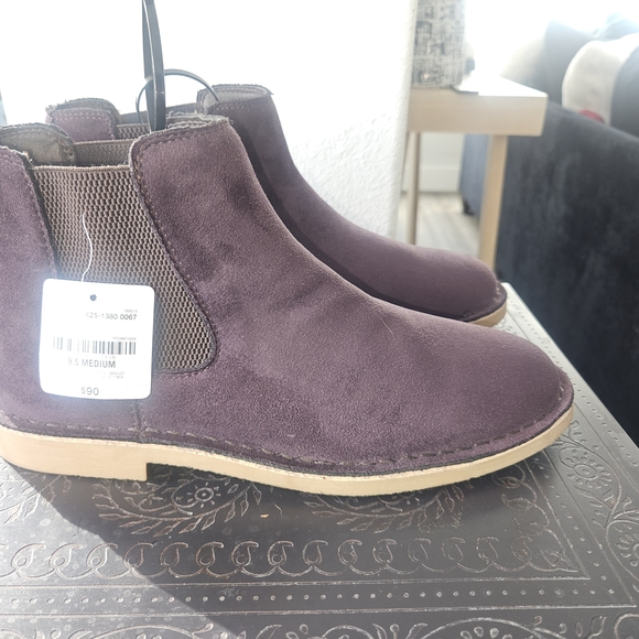 Men's Suede Chelsea Boots - Purple - Picture 1 of 2